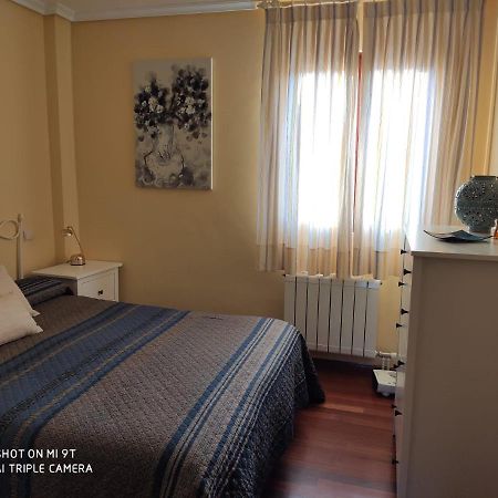 Apartamento En Complejo Residencial Rovacias Comillas Buitenkant foto