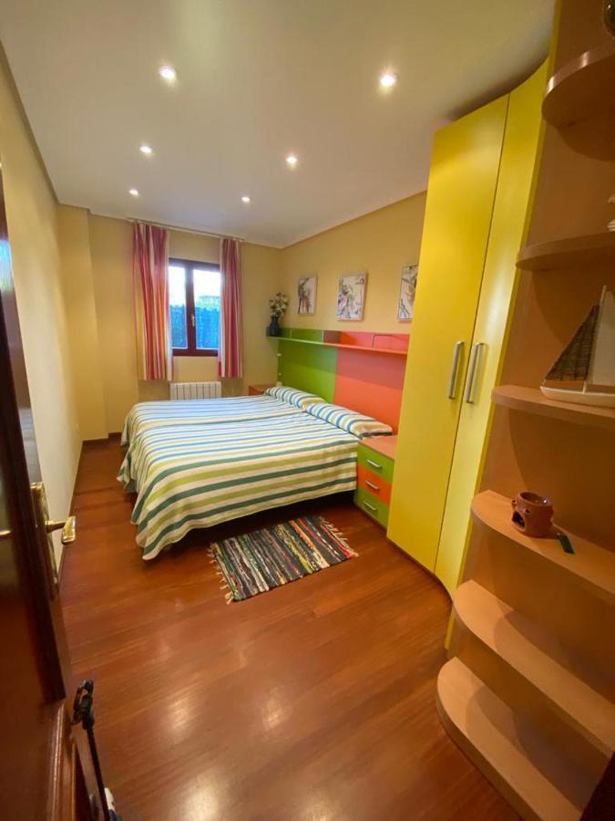 Apartamento En Complejo Residencial Rovacias Comillas Buitenkant foto