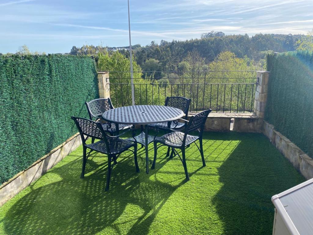 Apartamento En Complejo Residencial Rovacias Comillas Buitenkant foto